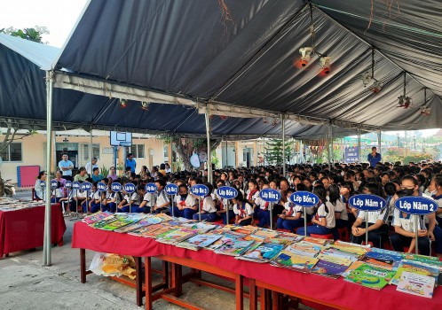 Ngày Hội đọc sách với Chủ đề “Sách hay cần bạn đọc” tại trường Tiểu học Trần Văn Thiện, huyện Gò Công Tây