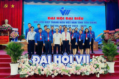 Trưng bày sách tại Đại hội Đại biểu Hội Liên hiệp Thanh niên Việt Nam tỉnh Tiền Giang lần thứ VI, nhiệm kỳ 2024-2029