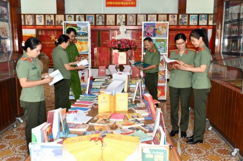 Hưởng ứng Ngày sách và văn hóa đọc Việt Nam lần thứ 3 năm 2024